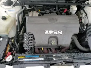 ✅ 1995 Buick Park Avenue • VIN: 1G4CW52K2SH634448 • Lot: 85065714. Wystawiony na Copart z przebiegiem 27 150 mil. Bezpłatny archiwum sprzedaży aukcyjnych z USA i szczegółowy raport historii pojazdu na DreamBid. Zdjęcie 13.