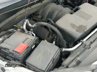 ✅ 2021 Chevrolet Tahoe LT • VIN: 1GNSCNKDXMR232627 • Lot: 43256336. Wystawiony na IAAI z przebiegiem 126 569 mil. Bezpłatny archiwum sprzedaży aukcyjnych z USA i szczegółowy raport historii pojazdu na DreamBid. Zdjęcie 19.