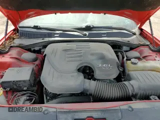 ✅ 2019 Dodge Charger SXT • VIN: 2C3CDXBG6KH760117 • Lot: 58207465. Wystawiony na Copart z przebiegiem 127 538 mil. Bezpłatny archiwum sprzedaży aukcyjnych z USA i szczegółowy raport historii pojazdu na DreamBid. Zdjęcie 15.