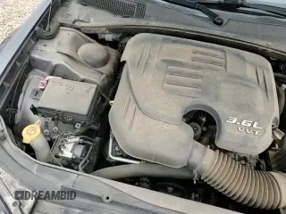 ✅ 2017 Chrysler 300 S • VIN: 2C3CCAGG8HH637730 • Lot: 89736835. Listed on Copart with 141,674 mi. Free auction sales archive from the USA and detailed vehicle history report at DreamBid. Image 13.