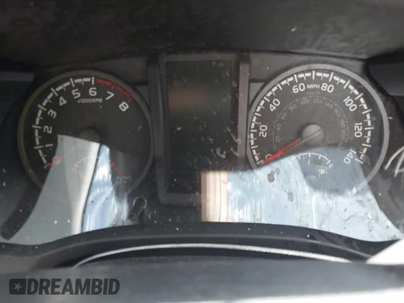 ✅ 2022 Toyota Tacoma TRD Off Road • VIN: 3TMCZ5AN7NM499622 • Lot: 39201742. Wystawiony na IAAI z przebiegiem Nie podano. Bezpłatny archiwum sprzedaży aukcyjnych z USA i szczegółowy raport historii pojazdu na DreamBid. Zdjęcie 7.