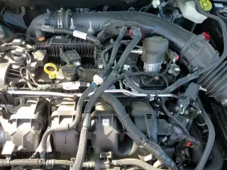 ✅ 2022 Lincoln Corsair Standard • VIN: 5LMCJ1C95NUL12401 • Lot: 84658315. Wystawiony na Copart z przebiegiem 42 452 mil. Bezpłatny archiwum sprzedaży aukcyjnych z USA i szczegółowy raport historii pojazdu na DreamBid. Zdjęcie 17.