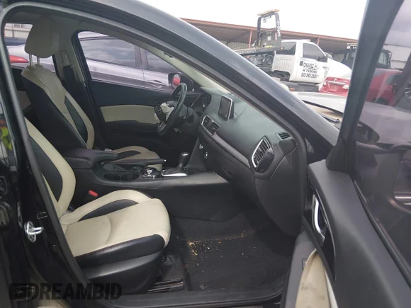 ✅ 2014 Mazda 3 S Grand Touring • VIN: JM1BM1W38E1179815 • Lot: 45205527. Wystawiony na IAAI z przebiegiem 172 436 mil. Bezpłatny archiwum sprzedaży aukcyjnych z USA i szczegółowy raport historii pojazdu na DreamBid. Zdjęcie 5.