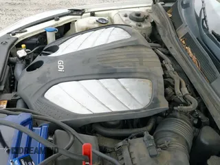 ✅ 2014 Kia Cadenza Premium • VIN: KNALN4D73E5142203 • Lot: 41556395. Wystawiony na IAAI z przebiegiem 176 093 mil. Bezpłatny archiwum sprzedaży aukcyjnych z USA i szczegółowy raport historii pojazdu na DreamBid. Zdjęcie 12.