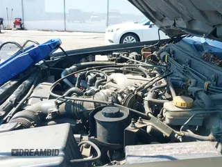 ✅ 1999 Infiniti QX4 Luxury • VIN: JNRAR07Y4XW063857 • Лот: 42712371. Опубликован ранее на IAAI с пробегом 184 293 миль. Бесплатный доступ к архиву аукционных продаж из США и подробный отчёт об истории автомобиля на DreamBid. Изображение 19.