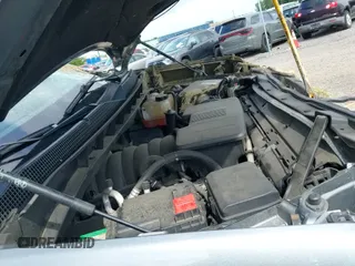 ✅ 2019 Chevrolet Silverado 1500 High Country • VIN: 1GCUYHED1KZ401768 • Lot: 43102469. Listed on IAAI with 74,284 mi. Free auction sales archive from the USA and detailed vehicle history report at DreamBid. Image 19.