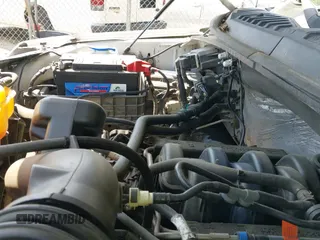 ✅ 2016 Ford F-150 XL • VIN: 1FTMF1CF1GKD86187 • Lot: 42964999. Listed on IAAI with 236,935 mi. Free auction sales archive from the USA and detailed vehicle history report at DreamBid. Image 19.