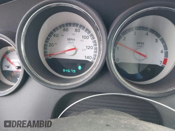 ✅ 2008 Dodge Magnum • VIN: 2D4FV47TX8H104329 • Lot: 41801975. Wystawiony na IAAI z przebiegiem 94 679 mil. Bezpłatny archiwum sprzedaży aukcyjnych z USA i szczegółowy raport historii pojazdu na DreamBid. Zdjęcie 7.