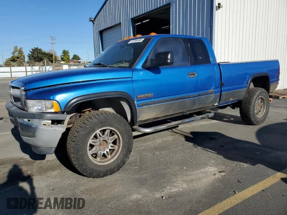 ✅ 2001 Dodge 2500 • VIN: 3B7KF23781G709364 • Lot: 87296495. Wystawiony na Copart z przebiegiem 31 000 mil. Bezpłatny archiwum sprzedaży aukcyjnych z USA i szczegółowy raport historii pojazdu na DreamBid. Zdjęcie 1.