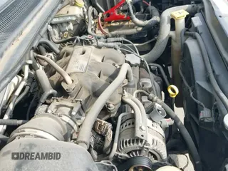 ✅ 2010 Chrysler Town & Country Touring • VIN: 2A4RR5D14AR133746 • Lot: 43756703. Listed on IAAI with 221,819 mi. Free auction sales archive from the USA and detailed vehicle history report at DreamBid. Image 13.