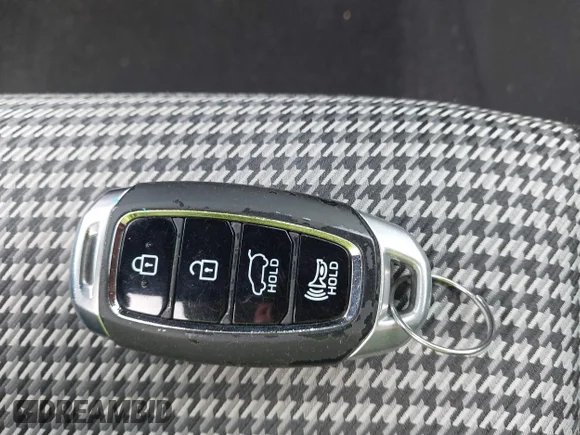 ✅ 2019 Hyundai Kona SEL • VIN: KM8K22AA0KU210501 • Lot: 44976883. Wystawiony na IAAI z przebiegiem 28 308 mil. Bezpłatny archiwum sprzedaży aukcyjnych z USA i szczegółowy raport historii pojazdu na DreamBid. Zdjęcie 11.