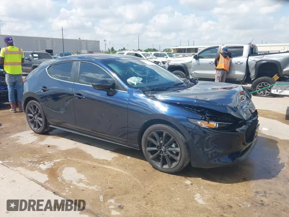 ✅ 2026 Mazda 3 S Select Sport • VIN: JM1BPAKL8T1857408 • Лот: 44737898. Опубликован ранее на IAAI с пробегом 4 774 миль. Бесплатный доступ к архиву аукционных продаж из США и подробный отчёт об истории автомобиля на DreamBid. Изображение 1.