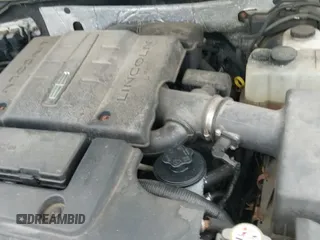 ✅ 2010 Lincoln Navigator • VIN: 5LMJJ2J53AEJ02588 • Lot: 42536669. Wystawiony na IAAI z przebiegiem 176 490 mil. Bezpłatny archiwum sprzedaży aukcyjnych z USA i szczegółowy raport historii pojazdu na DreamBid. Zdjęcie 13.