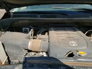 ✅ 2017 Toyota Tundra Limited • VIN: 5TFHW5F15HX645342 • Lot: 53856595. Listed on Copart with 142,099 mi. Free auction sales archive from the USA and detailed vehicle history report at DreamBid. Image 13.