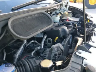 ✅ 2015 Ford Transit • VIN: 1FTNR2XV8FKA43619 • Лот: 43445730. Опубликован ранее на IAAI с пробегом 200 833 миль. Бесплатный доступ к архиву аукционных продаж из США и подробный отчёт об истории автомобиля на DreamBid. Изображение 18.