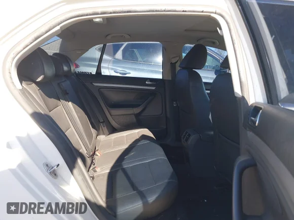 ✅ 2009 Volkswagen Jetta TDI • VIN: 3VWRL71K99M056193 • Лот: 45102736. Опубліковано раніше на IAAI з пробігом 193 583 миль. Безкоштовний доступ до архіву аукціонних продажів зі США та докладний звіт про історію автомобіля на DreamBid. Зображення 8.