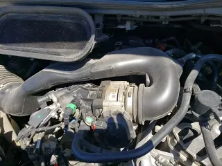 ✅ 2020 Ford Transit Passenger XL • VIN: 1FBAX2Y82LKA22651 • Lot: 52581575. Wystawiony na Copart z przebiegiem 33 895 mil. Bezpłatny archiwum sprzedaży aukcyjnych z USA i szczegółowy raport historii pojazdu na DreamBid. Zdjęcie 14.