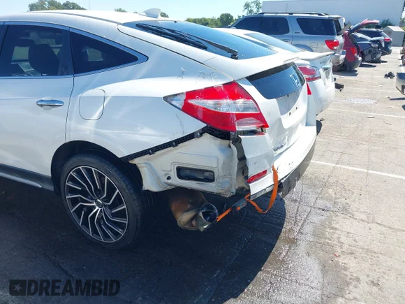 ✅ 2014 Honda Crosstour EX-L • VIN: 5J6TF3H50EL001100 • Lot: 43114713. Wystawiony na IAAI z przebiegiem 307 485 mil. Bezpłatny archiwum sprzedaży aukcyjnych z USA i szczegółowy raport historii pojazdu na DreamBid. Zdjęcie 6.