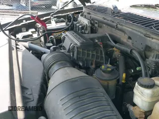 ✅ 2005 Ford Expedition Eddie Bauer • VIN: 1FMFU17535LA38698 • Лот: 42842950. Опубликован ранее на IAAI с пробегом 191 097 миль. Бесплатный доступ к архиву аукционных продаж из США и подробный отчёт об истории автомобиля на DreamBid. Изображение 12.