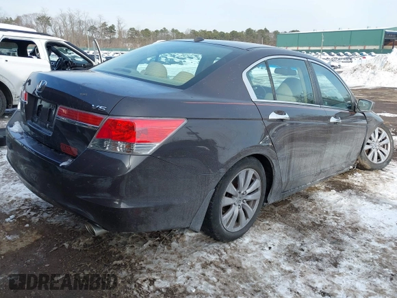 ✅ 2011 Honda Accord EX-L • VIN: 1HGCP3F85BA011839 • Lot: 44201952. Wystawiony na IAAI z przebiegiem 101 759 mil. Bezpłatny archiwum sprzedaży aukcyjnych z USA i szczegółowy raport historii pojazdu na DreamBid. Zdjęcie 4.