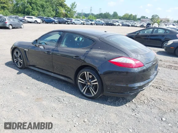 ✅ 2012 Porsche Panamera • VIN: WP0AA2A78CL015390 • Лот: 42972610. Опубліковано раніше на IAAI з пробігом 115 998 миль. Безкоштовний доступ до архіву аукціонних продажів зі США та докладний звіт про історію автомобіля на DreamBid. Зображення 3.