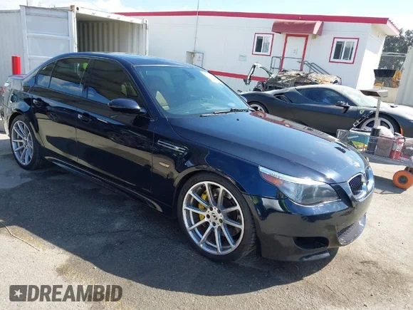 ✅ 2007 BMW 5 Series M5 • VIN: WBSNB93537CX07705 • Лот: 41914024. Опубликован ранее на IAAI с пробегом 93 990 миль. Бесплатный доступ к архиву аукционных продаж из США и подробный отчёт об истории автомобиля на DreamBid. Изображение 1.
