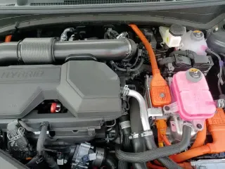 ✅ 2025 Kia Sportage LX • VIN: KNDPU3DG3S7211439 • Лот: 50348485. Опубликован ранее на Copart с пробегом 182 миль. Бесплатный доступ к архиву аукционных продаж из США и подробный отчёт об истории автомобиля на DreamBid. Изображение 16.