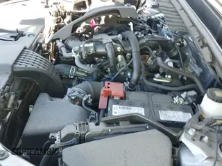 ✅ 2023 Lexus NX 350 Premium • VIN: 2T2GGCEZ4PC020394 • Lot: 41846046. Wystawiony na IAAI z przebiegiem 28 305 mil. Bezpłatny archiwum sprzedaży aukcyjnych z USA i szczegółowy raport historii pojazdu na DreamBid. Zdjęcie 19.