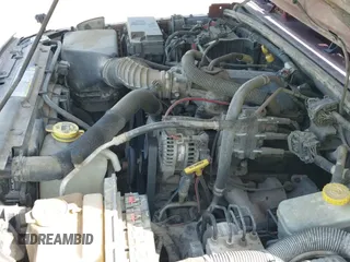 ✅ 2008 Jeep Wrangler Unlimited Sahara • VIN: 1J4GA59168L551896 • Lot: 42173185. Listed on IAAI with 192,394 mi. Free auction sales archive from the USA and detailed vehicle history report at DreamBid. Image 19.