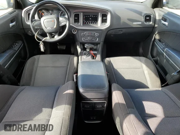 ✅ 2022 Dodge Charger SXT • VIN: 2C3CDXBG7NH194800 • Lot: 82453304. Wystawiony na Copart z przebiegiem 30 602 mil. Bezpłatny archiwum sprzedaży aukcyjnych z USA i szczegółowy raport historii pojazdu na DreamBid. Zdjęcie 8.