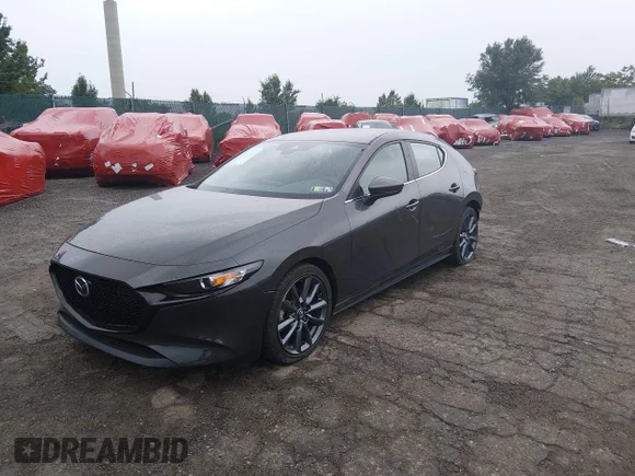 ✅ 2021 Mazda 3 Select • VIN: JM1BPBKL0M1314044 • Lot: 45582148. Wystawiony na IAAI z przebiegiem 60 418 mil. Bezpłatny archiwum sprzedaży aukcyjnych z USA i szczegółowy raport historii pojazdu na DreamBid. Zdjęcie 2.