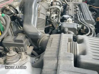 ✅ 1998 Honda CR-V EX • VIN: JHLRD1868WC063111 • Lot: 43667245. Wystawiony na IAAI z przebiegiem 238 879 mil. Bezpłatny archiwum sprzedaży aukcyjnych z USA i szczegółowy raport historii pojazdu na DreamBid. Zdjęcie 19.