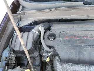 ✅ 2020 Jeep Renegade Latitude • VIN: ZACNJABBXLPL56636 • Lot: 84965375. Wystawiony na Copart z przebiegiem 69 229 mil. Bezpłatny archiwum sprzedaży aukcyjnych z USA i szczegółowy raport historii pojazdu na DreamBid. Zdjęcie 17.