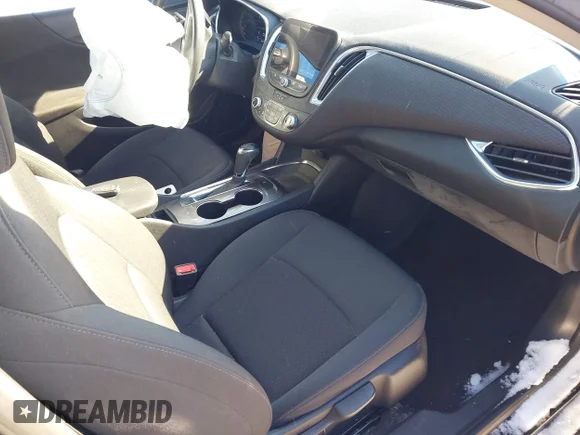 ✅ 2020 Chevrolet Malibu LT • VIN: 1G1ZD5STXLF089747 • Lot: 44262308. Wystawiony na IAAI z przebiegiem 45 748 mil. Bezpłatny archiwum sprzedaży aukcyjnych z USA i szczegółowy raport historii pojazdu na DreamBid. Zdjęcie 5.