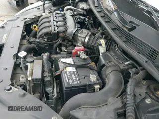 ✅ 2013 Nissan Sentra SL • VIN: 3N1AB7AP7DL780982 • Lot: 42795956. Wystawiony na IAAI z przebiegiem 109 035 mil. Bezpłatny archiwum sprzedaży aukcyjnych z USA i szczegółowy raport historii pojazdu na DreamBid. Zdjęcie 12.