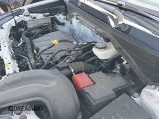 ✅ 2022 Buick Encore GX Select • VIN: KL4MMDS22NB110209 • Lot: 42572913. Wystawiony na IAAI z przebiegiem 34 527 mil. Bezpłatny archiwum sprzedaży aukcyjnych z USA i szczegółowy raport historii pojazdu na DreamBid. Zdjęcie 20.