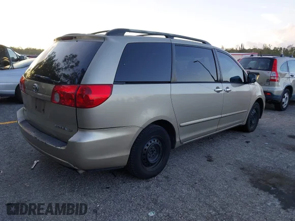 ✅ 2006 Toyota Sienna LE • VIN: 5TDZA23C96S518684 • Lot: 45119376. Wystawiony na IAAI z przebiegiem 361 042 mil. Bezpłatny archiwum sprzedaży aukcyjnych z USA i szczegółowy raport historii pojazdu na DreamBid. Zdjęcie 4.