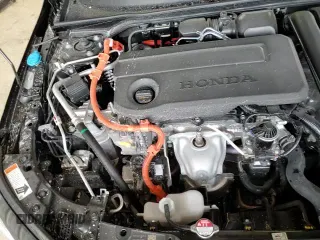 ✅ 2026 Honda Civic Sport • VIN: 2HGFE4F80TH302888 • Лот: 69620675. Опубликован ранее на Copart с пробегом 924 миль. Бесплатный доступ к архиву аукционных продаж из США и подробный отчёт об истории автомобиля на DreamBid. Изображение 16.