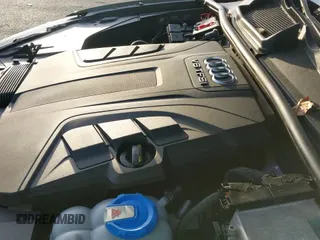 ✅ 2017 Audi Q7 Premium Plus • VIN: WA1LAAF70HD018999 • Лот: 43818651. Опубликован ранее на IAAI с пробегом 156 073 миль. Бесплатный доступ к архиву аукционных продаж из США и подробный отчёт об истории автомобиля на DreamBid. Изображение 19.