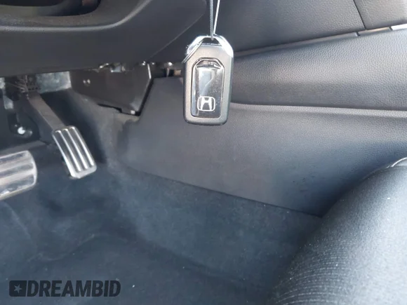 ✅ 2018 Honda Accord Sport • VIN: 1HGCV1F30JA154775 • Lot: 44294322. Wystawiony na IAAI z przebiegiem 144 352 mil. Bezpłatny archiwum sprzedaży aukcyjnych z USA i szczegółowy raport historii pojazdu na DreamBid. Zdjęcie 11.