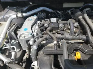 ✅ 2021 Nissan Sentra SR • VIN: 3N1AB8DV5MY317256 • Lot: 71274035. Wystawiony na Copart z przebiegiem 67 557 mil. Bezpłatny archiwum sprzedaży aukcyjnych z USA i szczegółowy raport historii pojazdu na DreamBid. Zdjęcie 15.