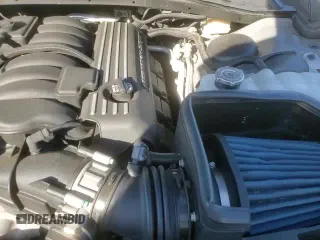 ✅ 2018 Dodge Charger R/T Scat Pack • VIN: 2C3CDXGJ7JH139858 • Lot: 84922565. Wystawiony na Copart z przebiegiem 118 357 mil. Bezpłatny archiwum sprzedaży aukcyjnych z USA i szczegółowy raport historii pojazdu na DreamBid. Zdjęcie 13.