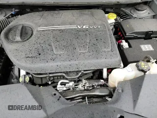 ✅ 2019 Jeep Cherokee Latitude Plus • VIN: 1C4PJMLX1KD408840 • Lot: 91767235. Wystawiony na Copart z przebiegiem 102 014 mil. Bezpłatny archiwum sprzedaży aukcyjnych z USA i szczegółowy raport historii pojazdu na DreamBid. Zdjęcie 14.