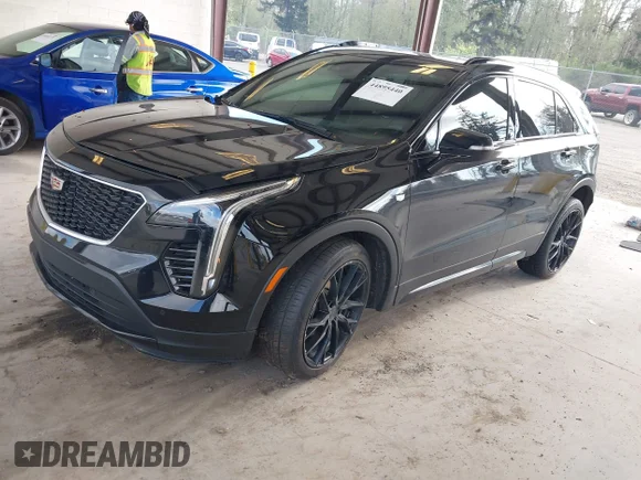 ✅ 2022 Cadillac XT4 AWD Sport • VIN: 1GYFZFR42NF128098 • Lot: 44895440. Wystawiony na IAAI z przebiegiem 101 762 mil. Bezpłatny archiwum sprzedaży aukcyjnych z USA i szczegółowy raport historii pojazdu na DreamBid. Zdjęcie 2.