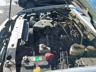 ✅ 2008 Ford Ranger XL • VIN: 1FTYR14E88PB10981 • Lot: 43709912. Wystawiony na IAAI z przebiegiem 132 180 mil. Bezpłatny archiwum sprzedaży aukcyjnych z USA i szczegółowy raport historii pojazdu na DreamBid. Zdjęcie 19.