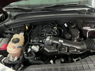 ✅ 2024 Jeep Grand Cherokee Laredo X • VIN: 1C4RJGAG3RC708070 • Lot: 95430075. Wystawiony na Copart z przebiegiem 55 101 mil. Bezpłatny archiwum sprzedaży aukcyjnych z USA i szczegółowy raport historii pojazdu na DreamBid. Zdjęcie 11.