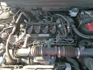 ✅ 2018 Honda Accord Touring • VIN: 1HGCV1F98JA132012 • Lot: 91617195. Listed on Copart with 81,595 mi. Free auction sales archive from the USA and detailed vehicle history report at DreamBid. Image 13.