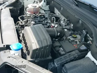 ✅ 2025 Volkswagen Atlas SE • VIN: 1V2WR2CA8SC519166 • Lot: 43160579. Listed on IAAI with 19,997 mi. Free auction sales archive from the USA and detailed vehicle history report at DreamBid. Image 19.