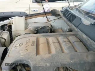 ✅ 2013 Toyota Tundra • VIN: 5TFDM5F17DX042536 • Lot: 42609607. Listed on IAAI with 187,632 mi. Free auction sales archive from the USA and detailed vehicle history report at DreamBid. Image 19.