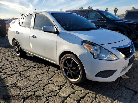 ✅ 2015 Nissan Versa S • VIN: 3N1CN7APXFL906867 • Lot: 78922455. Wystawiony na Copart z przebiegiem 174 391 mil. Bezpłatny archiwum sprzedaży aukcyjnych z USA i szczegółowy raport historii pojazdu na DreamBid. Zdjęcie 4.